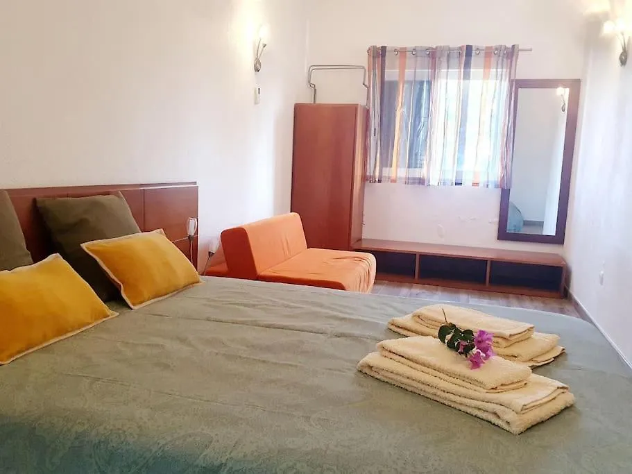 Lovely Beach House Moradia V4 Com Piscina Altura Portugal