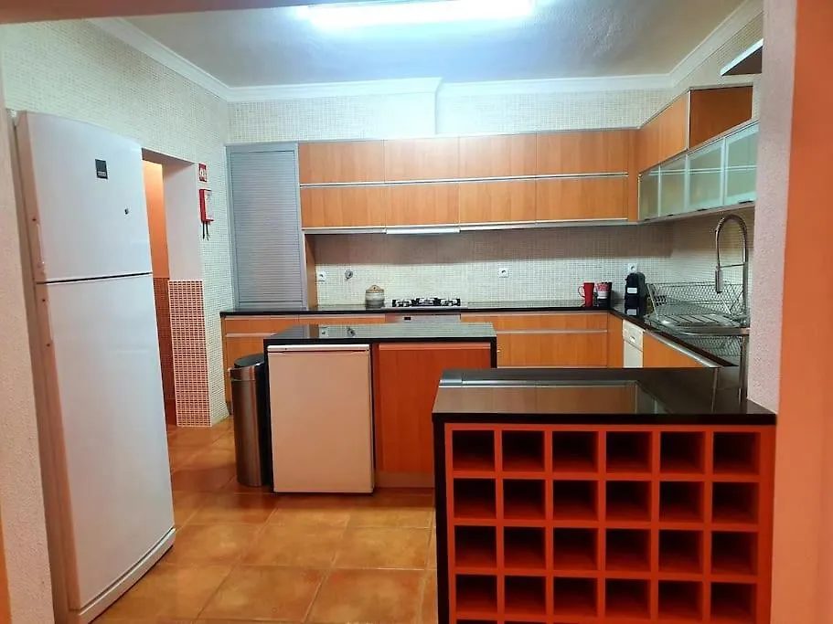 Lovely Beach House Moradia V4 Com Piscina Altura Holiday home